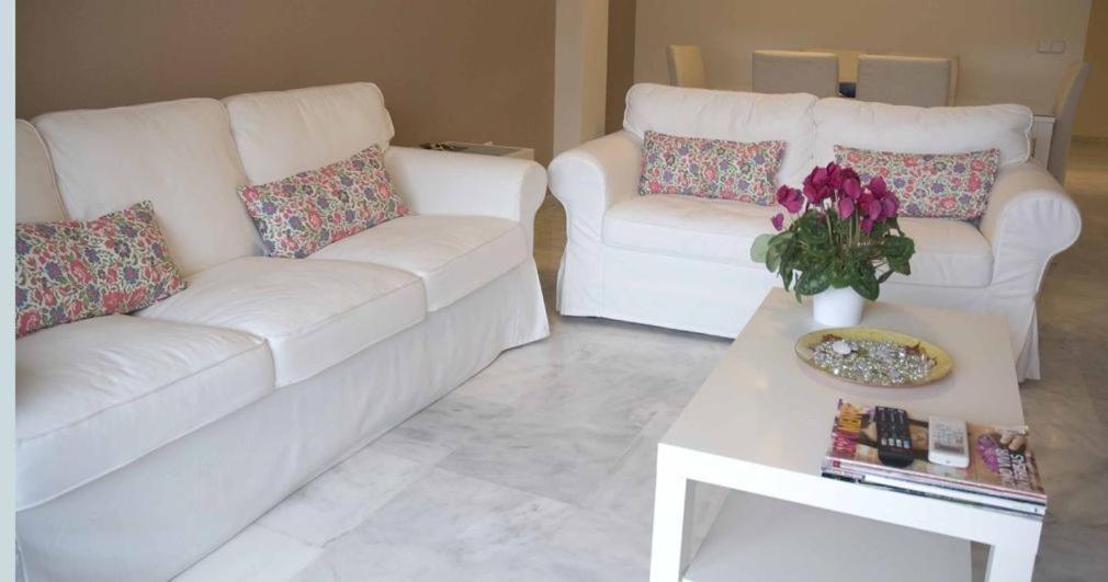 Luz Blanca-Wifi-Beach-Parking Malaga Exterior photo